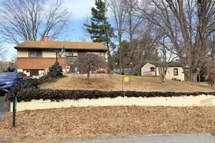 312 Devon Rd, Staunton, VA 24401 - Photo 2