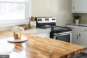 3008 Westside Dr, Staunton, VA 24401 - Photo 18