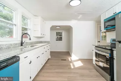 106 Grubert Avenue, Staunton, VA 24401 - Photo 2