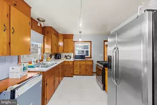 139 Straith St, Staunton, VA 24401 - Photo 10