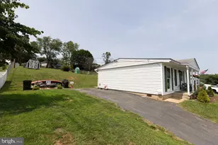 2397 Highview Cir, Staunton, VA 24401 - Photo 38
