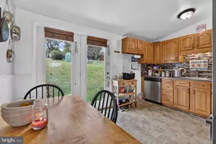 2397 Highview Cir, Staunton, VA 24401 - Photo 8