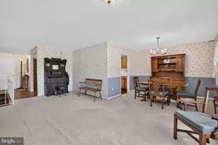 1395 Pleasant View St, Staunton, VA 24401 - Photo 18