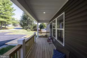 715 Hillcrest Dr, Staunton, VA 24401 - Photo 70