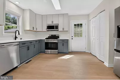 101 Vickers Way, Staunton, VA 24401 - Photo 8