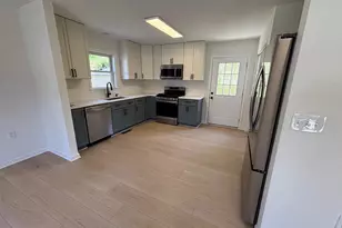 101 Vickers Way, Staunton, VA 24401 - Photo 2