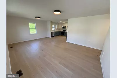 101 Vickers Way, Staunton, VA 24401 - Photo 4