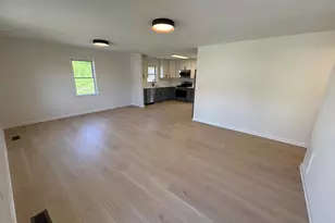 101 Vickers Way, Staunton, VA 24401 - Photo 4