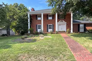 507 Willoughby Ln, Staunton, VA 24401 - Photo 1