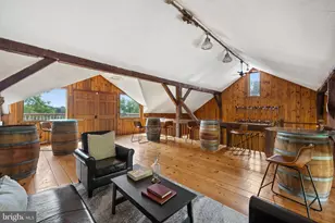 3659 S Ox Rd, Edinburg, VA 22824 - Photo 18