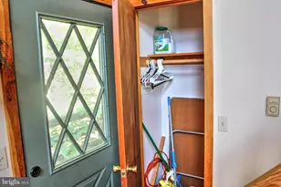 198 Hood's Point Rd, Basye, VA 22810 - Photo 4