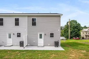 178 Bank St, Mount Jackson, VA 22842 - Photo 4