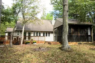 17 Davis Ct, Basye, VA 22810 - Photo 2