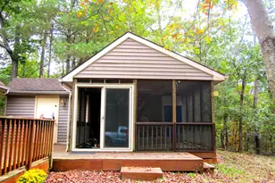 17 Davis Ct, Basye, VA 22810 - Photo 4