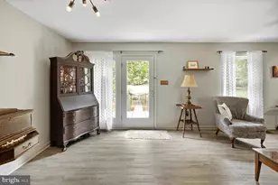 2891 Saumsville Rd, Maurertown, VA 22644 - Photo 16