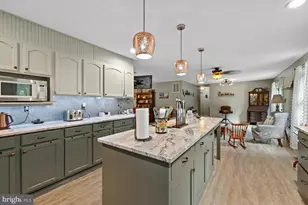 2891 Saumsville Rd, Maurertown, VA 22644 - Photo 24