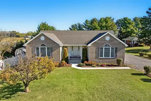 107 Shenell Dr, Mount Jackson, VA 22842 - Photo 1