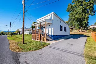 444 Branch St, Strasburg, VA 22657 - Photo 1