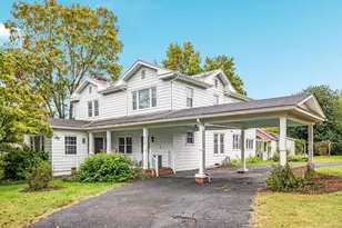 517 W Locust St, Woodstock, VA 22664 - Photo 2