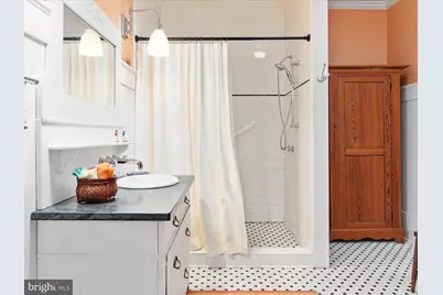 517 W Locust Street, Woodstock, VA 22664 - Photo 22