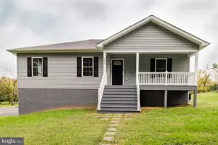 301 S Church St, Woodstock, VA 22664 - Photo 2