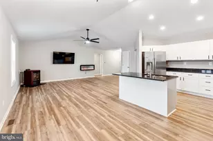 420 Roland, Woodstock, VA 22664 - Photo 12