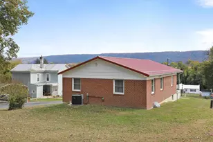 412 Massanutten Heights, Woodstock, VA 22664 - Photo 22