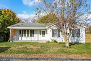 80 Honeysuckle Ave, Woodstock, VA 22664 - Photo 2