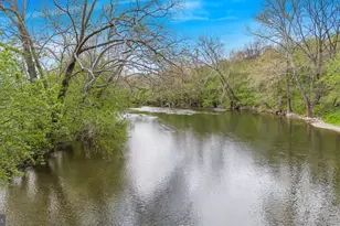 628 Black Bear Rd, Maurertown, VA 22644 - Photo 4