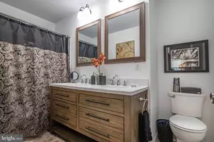 242 Parkside Ct, Woodstock, VA 22664 - Photo 12