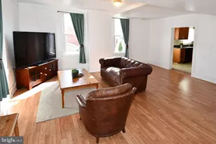 484 E Queen St, Strasburg, VA 22657 - Photo 4