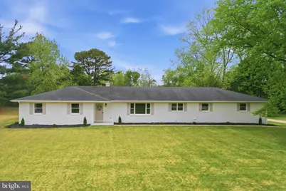717 W Locust Street, Woodstock, VA 22664 - Photo 1