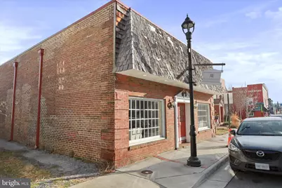 145 E King Street, Strasburg, VA 22657 - Photo 2