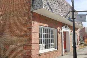 145 E King St, Strasburg, VA 22657 - Photo 1