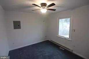 442 Pleasant View Dr, Strasburg, VA 22657 - Photo 10