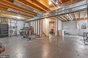 174 Charles N, Strasburg, VA 22657 - Photo 26