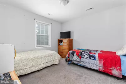 174 Charles N, Strasburg, VA 22657 - Photo 22