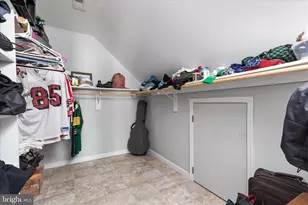 174 Charles N, Strasburg, VA 22657 - Photo 16