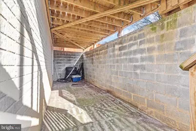 174 Charles N, Strasburg, VA 22657 - Photo 28