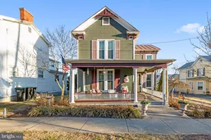 207 S Muhlenberg St, Woodstock, VA 22664 - Photo 2