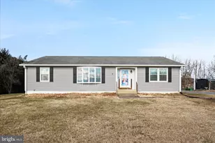 2467 Buck Hill Rd, Mount Jackson, VA 22842 - Photo 1