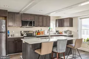 445 Ash St, Strasburg, VA 22657 - Photo 14