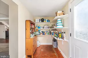 445 Ash St, Strasburg, VA 22657 - Photo 16