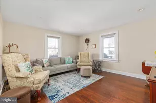 445 Ash St, Strasburg, VA 22657 - Photo 6