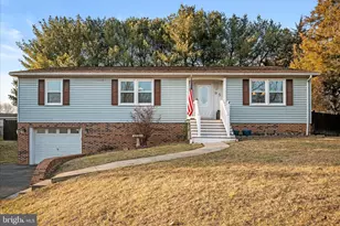 95 Cecelia St, Toms Brook, VA 22660 - Photo 2