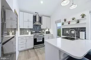 4 Creek Valley Dr, Basye, VA 22810 - Photo 10