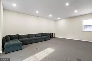 6043 Broad St, Mount Jackson, VA 22842 - Photo 24