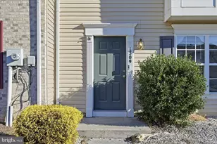 1309 Pendleton Ln, Strasburg, VA 22657 - Photo 2