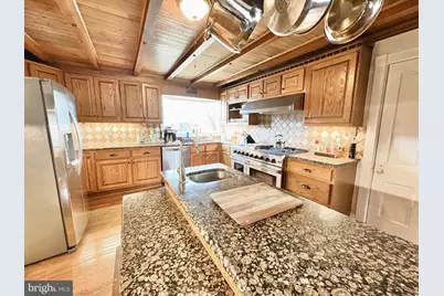 28427 Old Valley Pike, Toms Brook, VA 22660 - Photo 12