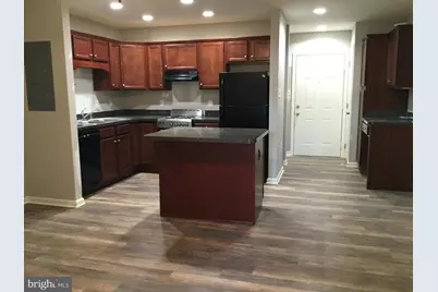 143 N Fort Street #2, Strasburg, VA 22657 - Photo 1